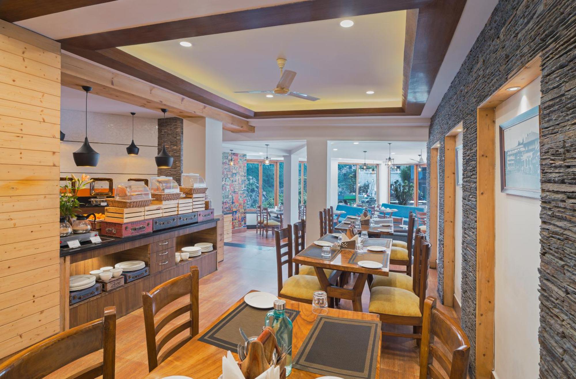 Zone Connect By The Park Mussoorie Otel Dış mekan fotoğraf