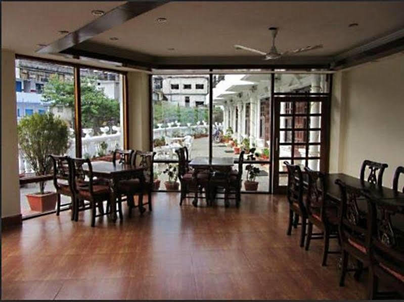 Zone Connect By The Park Mussoorie Otel Dış mekan fotoğraf
